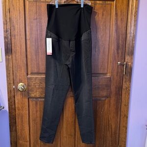 Liz Lange for Target Black Straight Leg Pants